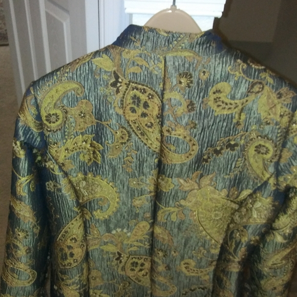 Jacket - Picture 2 of 3